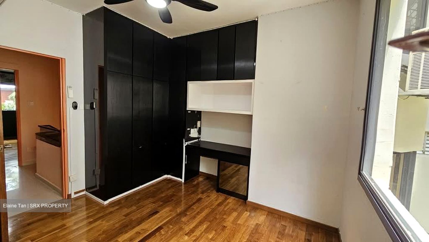 Hillcrest Arcadia (D11), Condominium #556934421